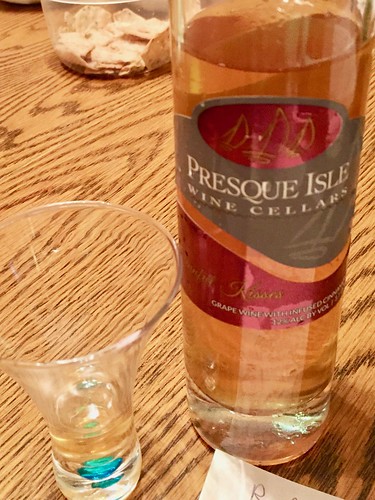 Cinnamon Kisses by Presque Isle Wine Cellars