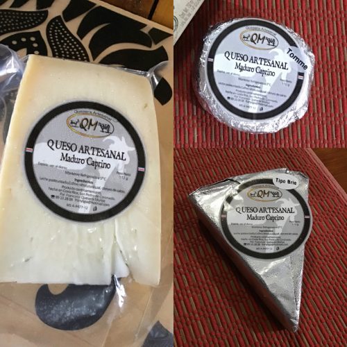Quesos QM maduro caprino wedge, tomme and brie