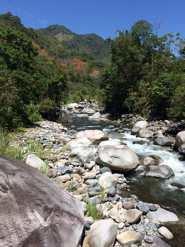 On the Way to Quesos Monte Azul